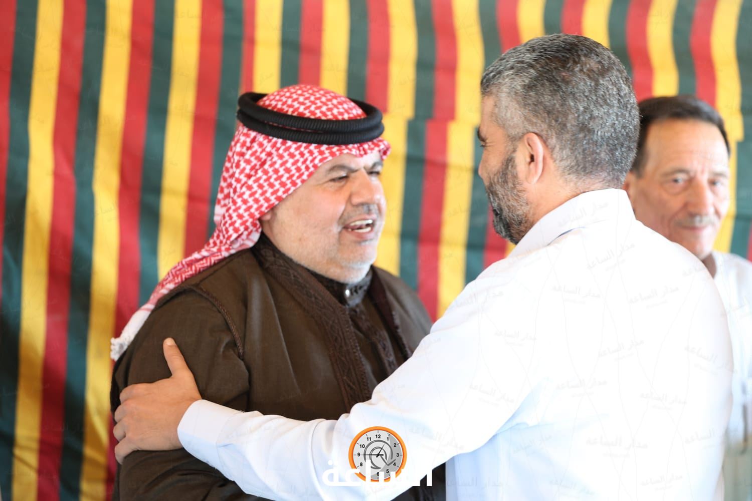 Madar Al-Saa Images 0.3648239431485094
