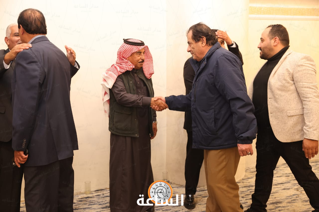 Madar Al-Saa Images 0.2819534924059325