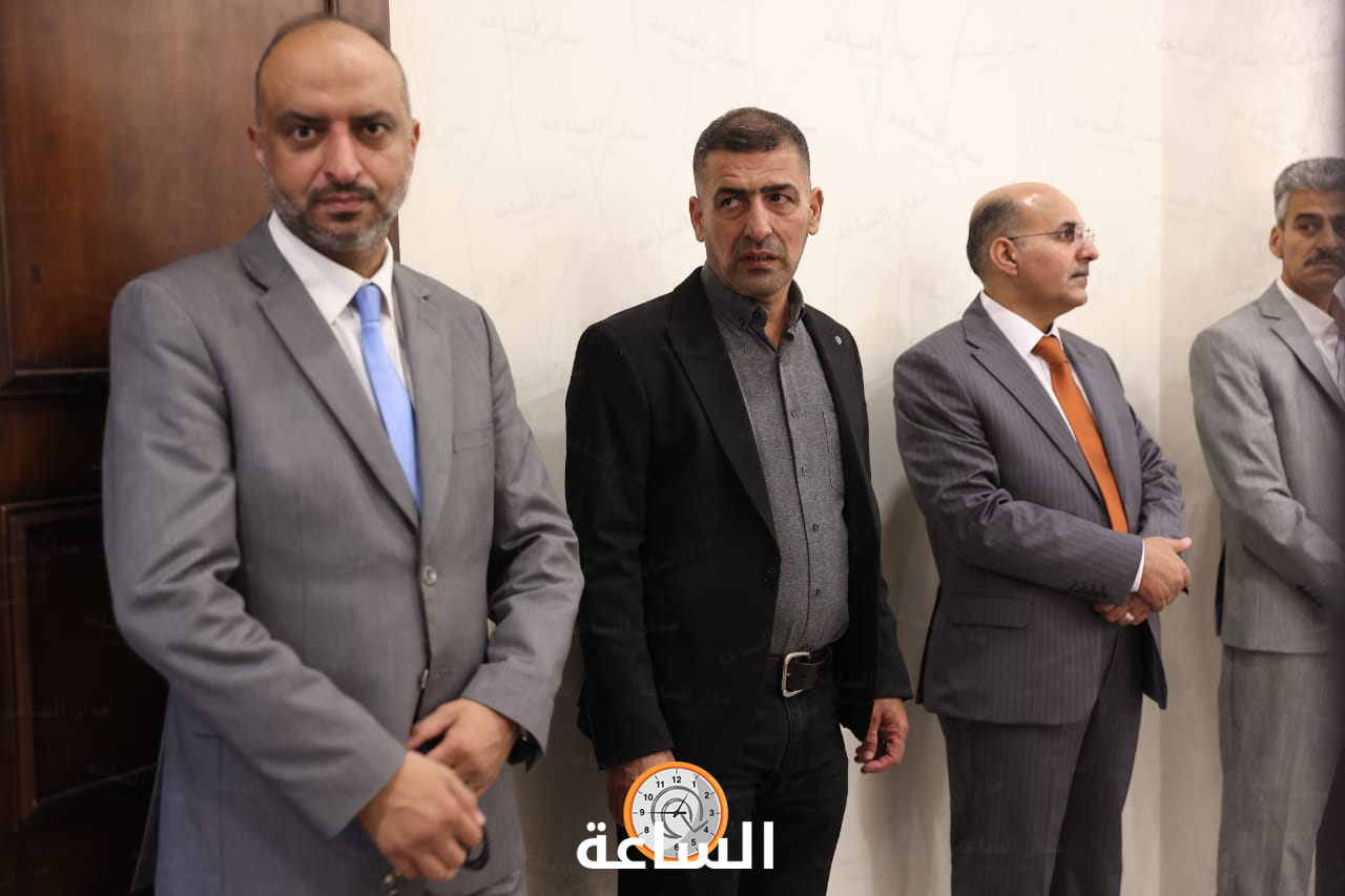 Madar Al-Saa Images 0.17924110645293312