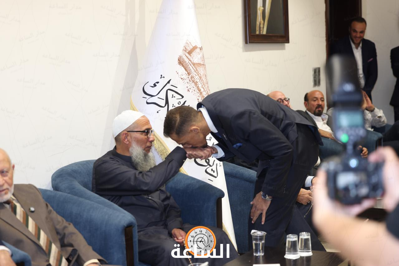 Madar Al-Saa Images 0.6427493192080482