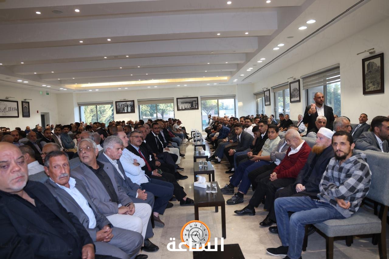 Madar Al-Saa Images 0.7314761837448897