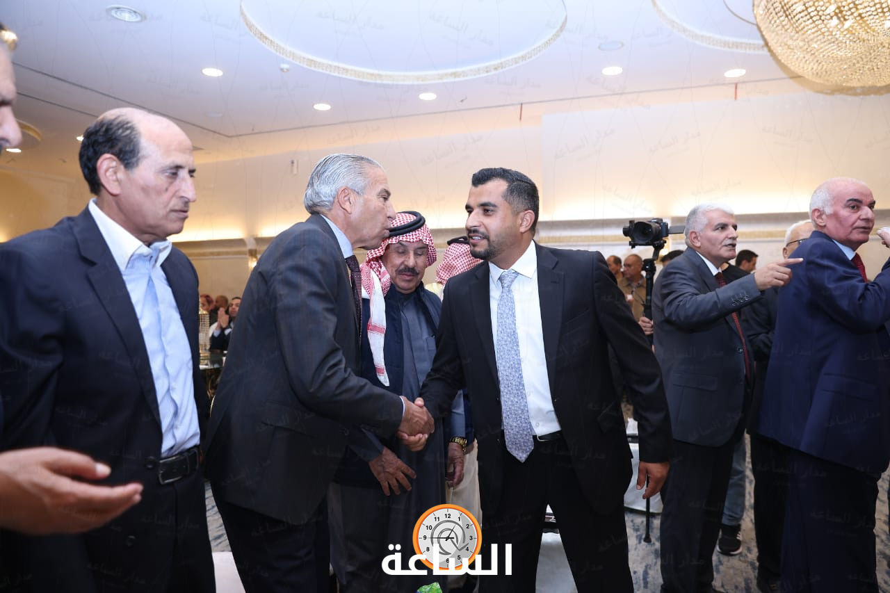Madar Al-Saa Images 0.7332418538504264