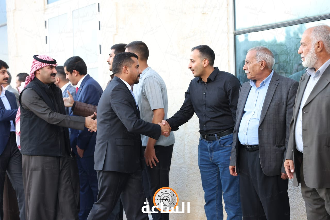 Madar Al-Saa Images 0.5111577075999493