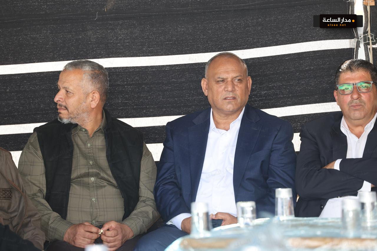 Madar Al-Saa Images 0.2752731345657138