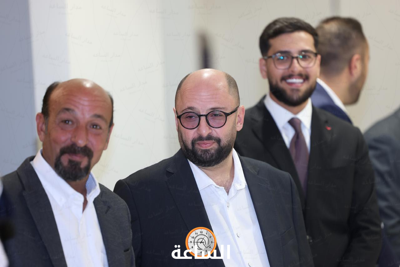 Madar Al-Saa Images 0.48191136108560106
