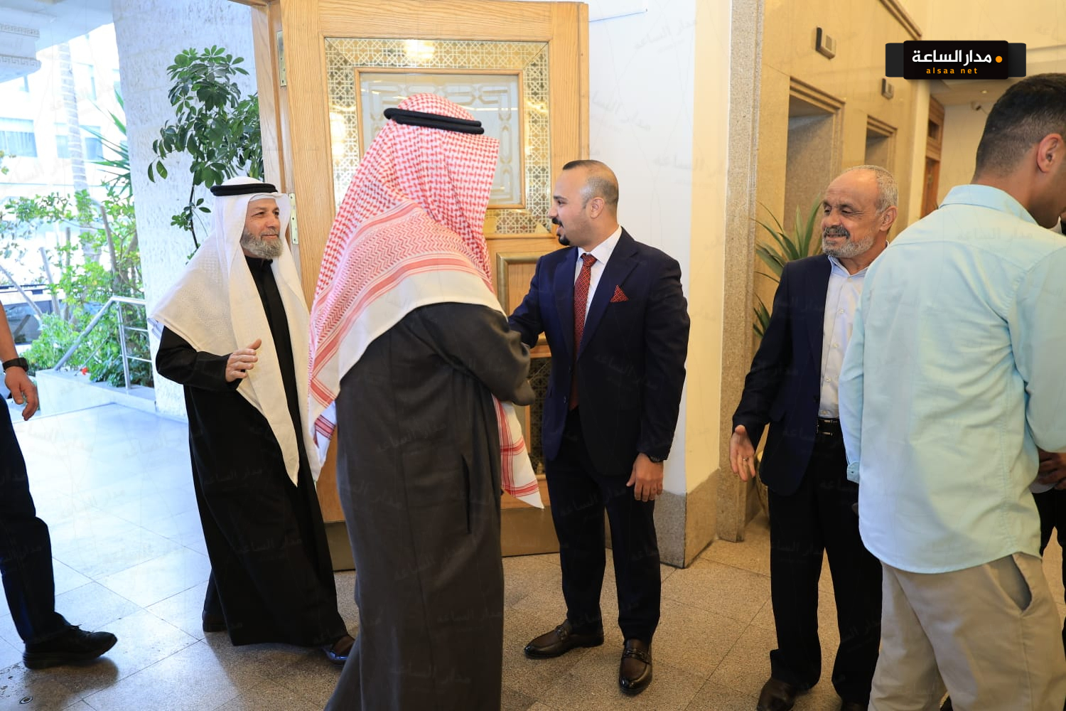 Madar Al-Saa Images 0.1904374693312263