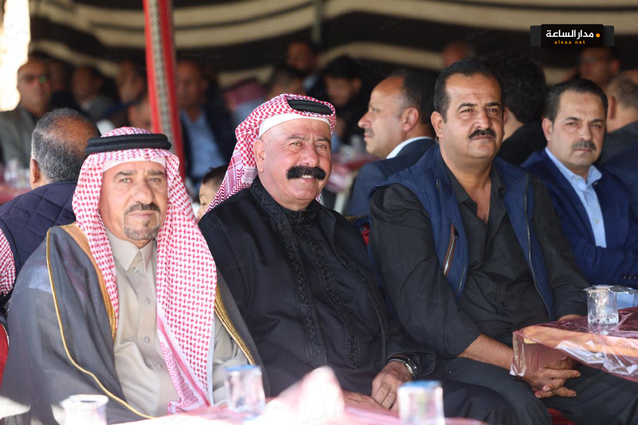 Madar Al-Saa Images 0.5614525229263786