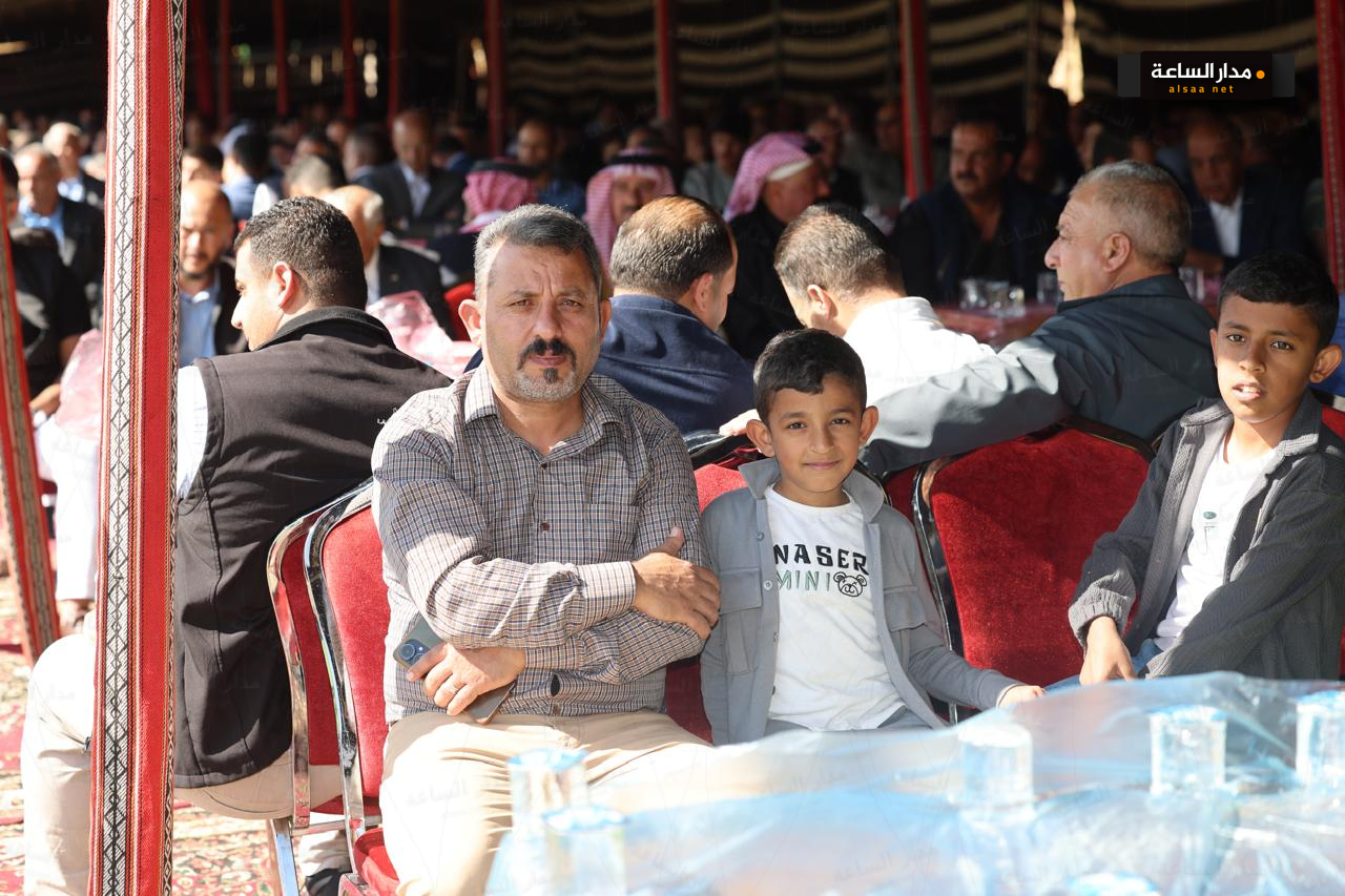 Madar Al-Saa Images 0.004708324497495586