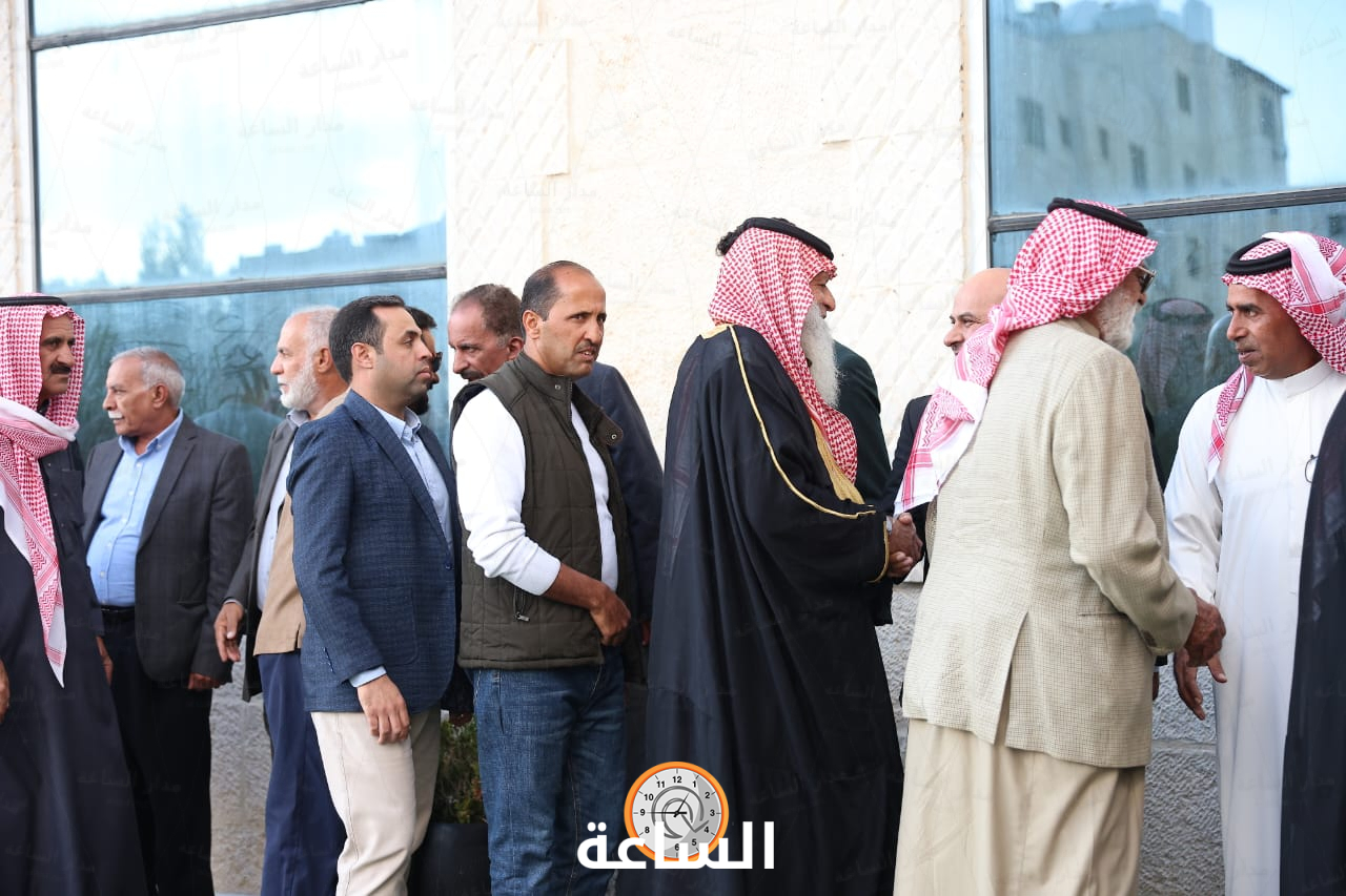 Madar Al-Saa Images 0.6704443297843284