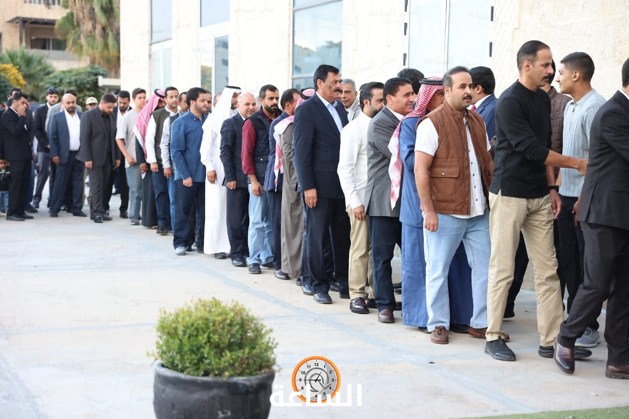 Madar Al-Saa Images 0.3193848816410818