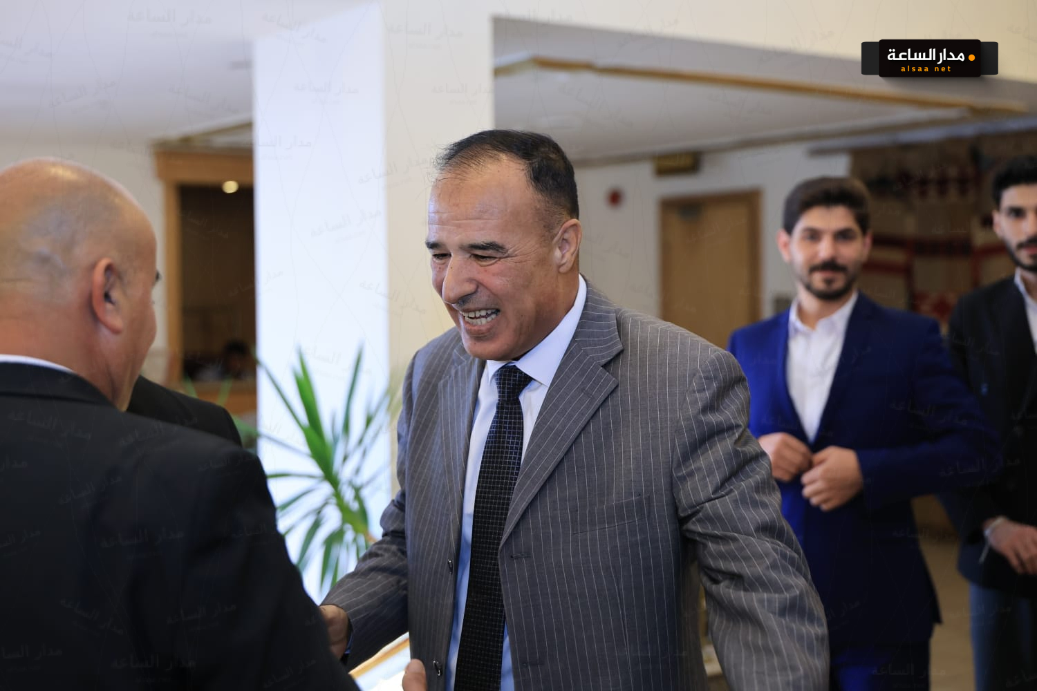 Madar Al-Saa Images 0.1502594396818263