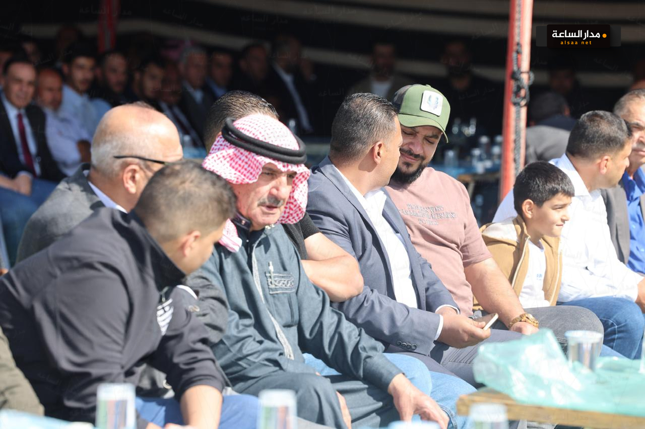 Madar Al-Saa Images 0.4007403494324995