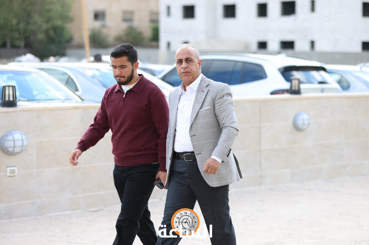 Madar Al-Saa Images 0.2749728233018436