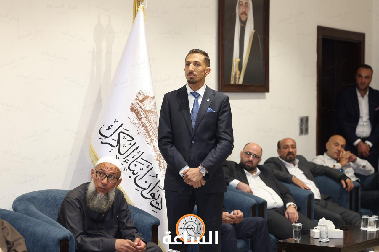 Madar Al-Saa Images 0.8856270825047939