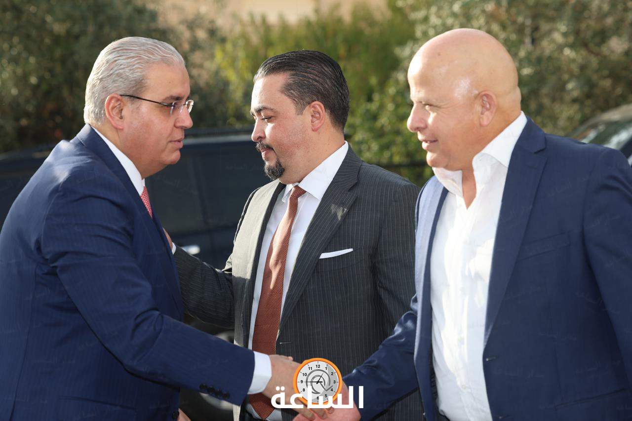 Madar Al-Saa Images 0.9564887174096329