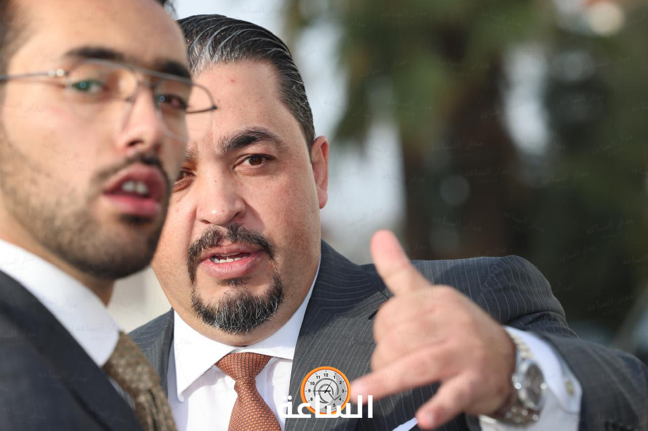 Madar Al-Saa Images 0.3568242540204175