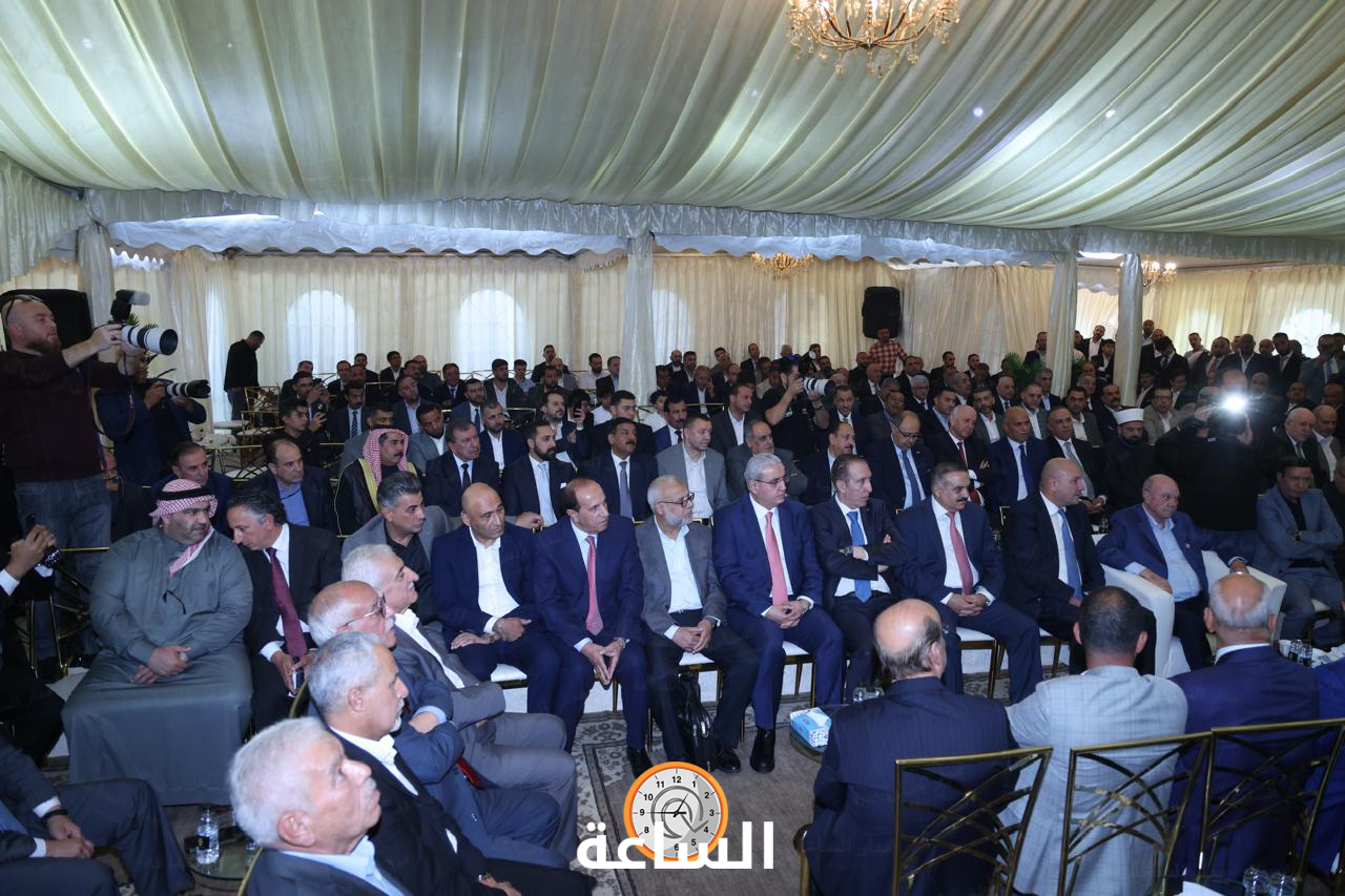 Madar Al-Saa Images 0.3236107430366766