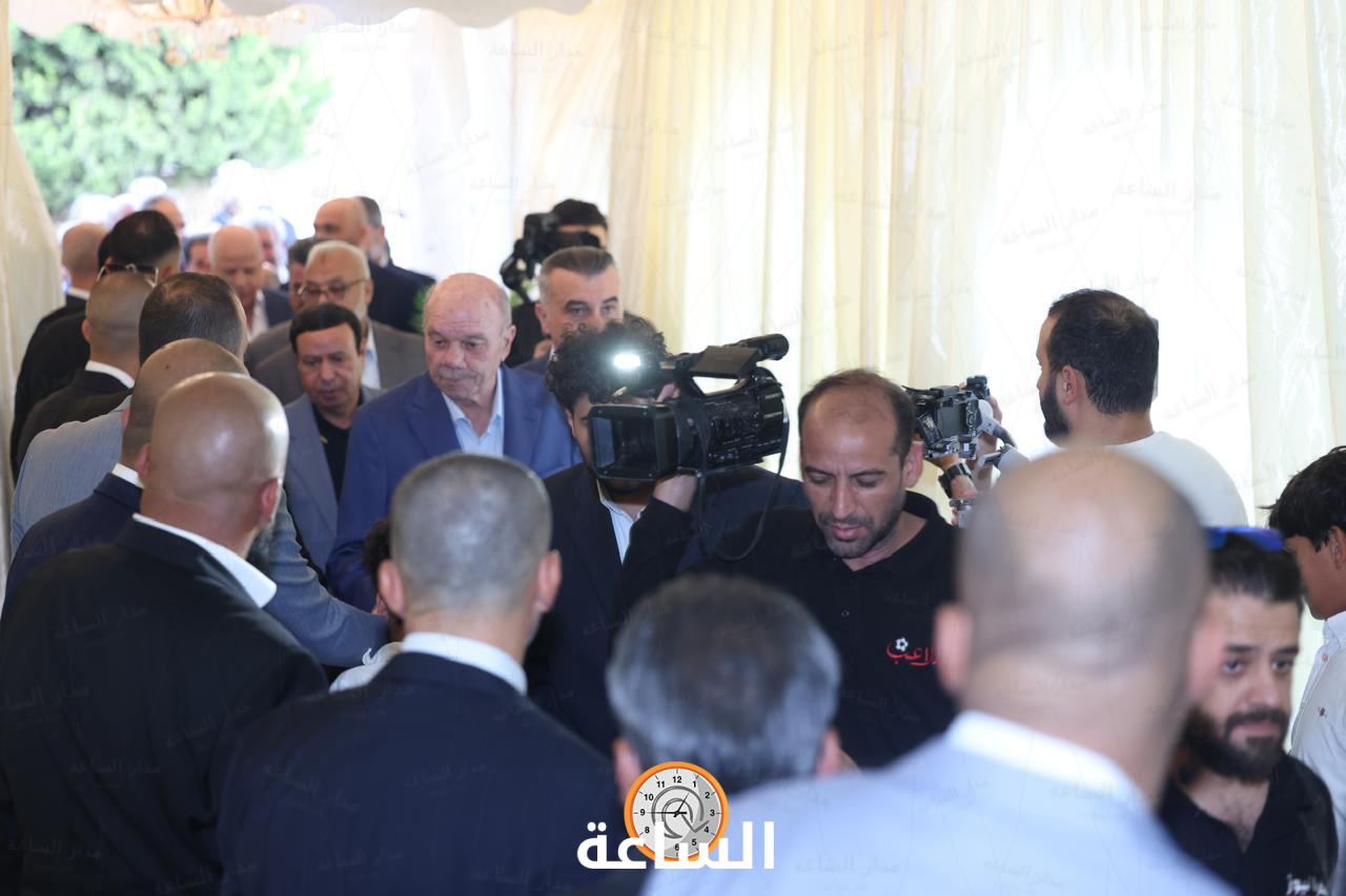 Madar Al-Saa Images 0.32858848511125605