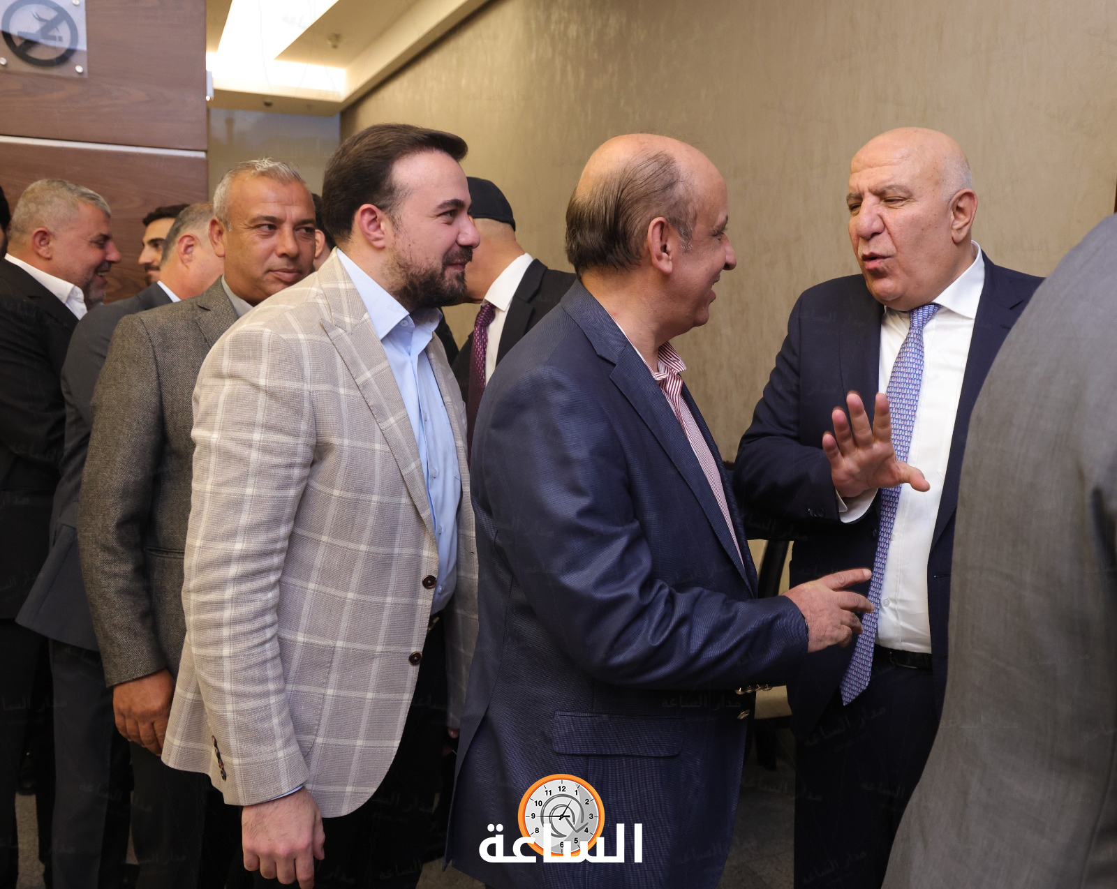Madar Al-Saa Images 0.9015141038378403