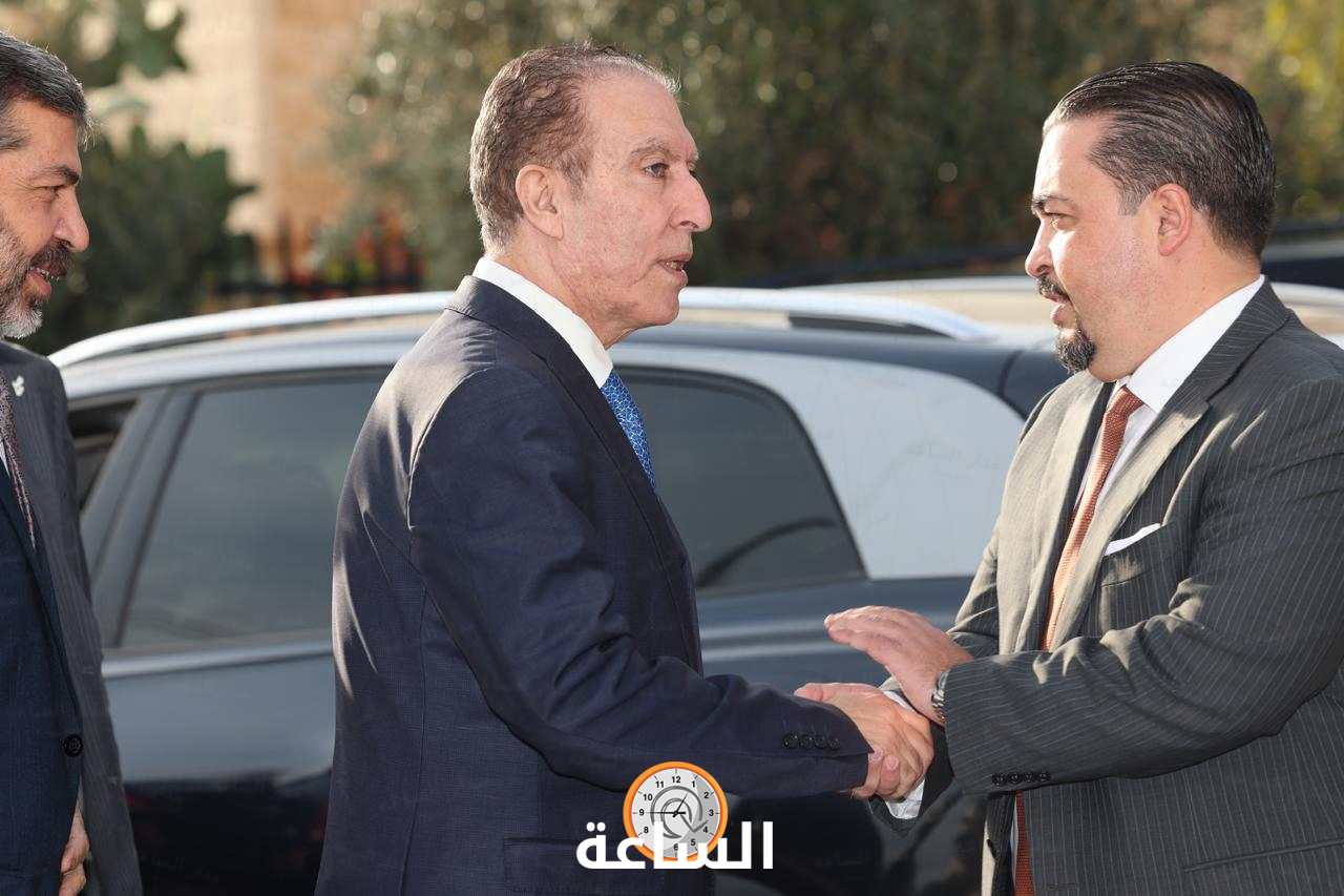 Madar Al-Saa Images 0.5595895565441453