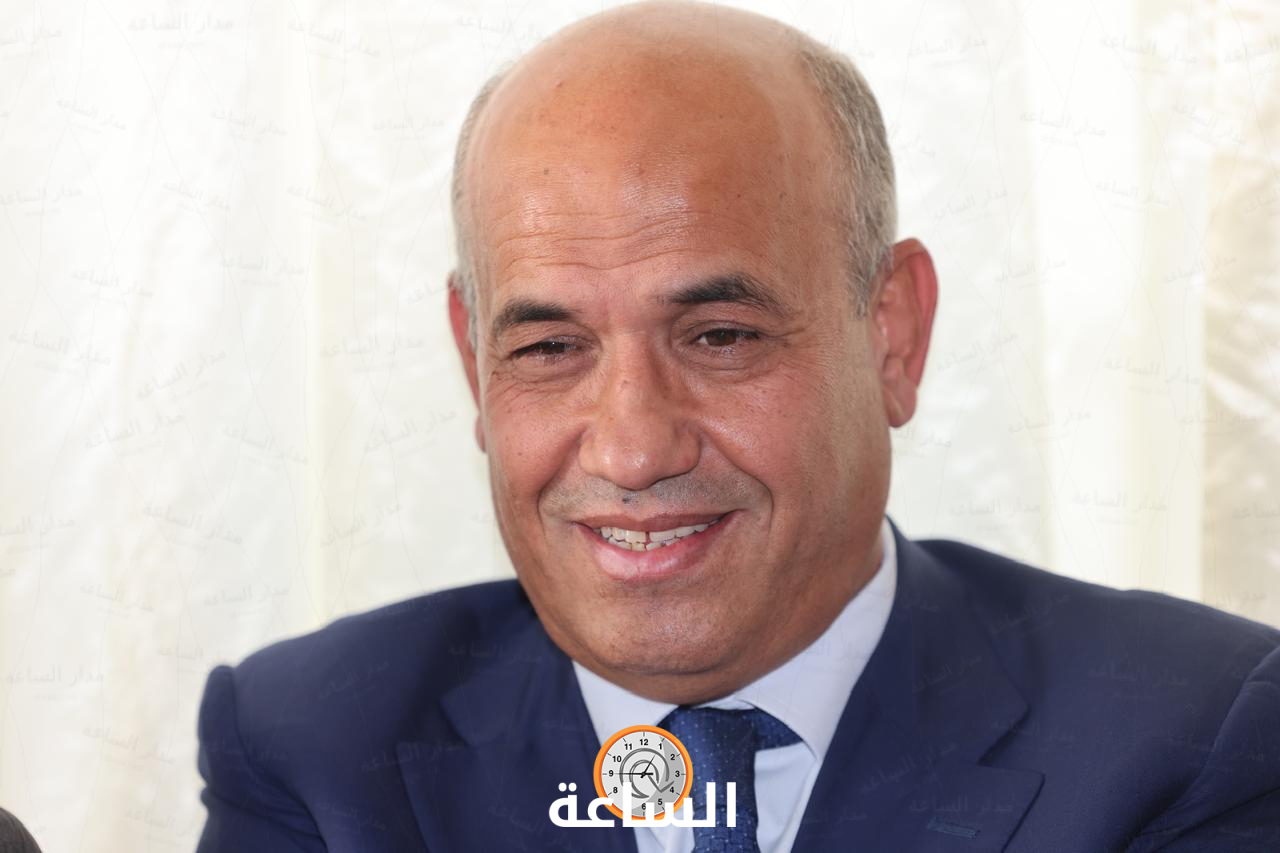 Madar Al-Saa Images 0.6022860213815849