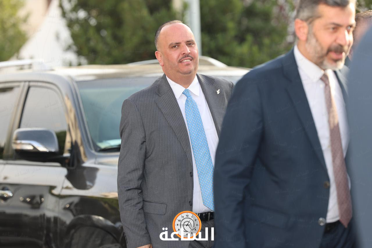 Madar Al-Saa Images 0.17172957542143685