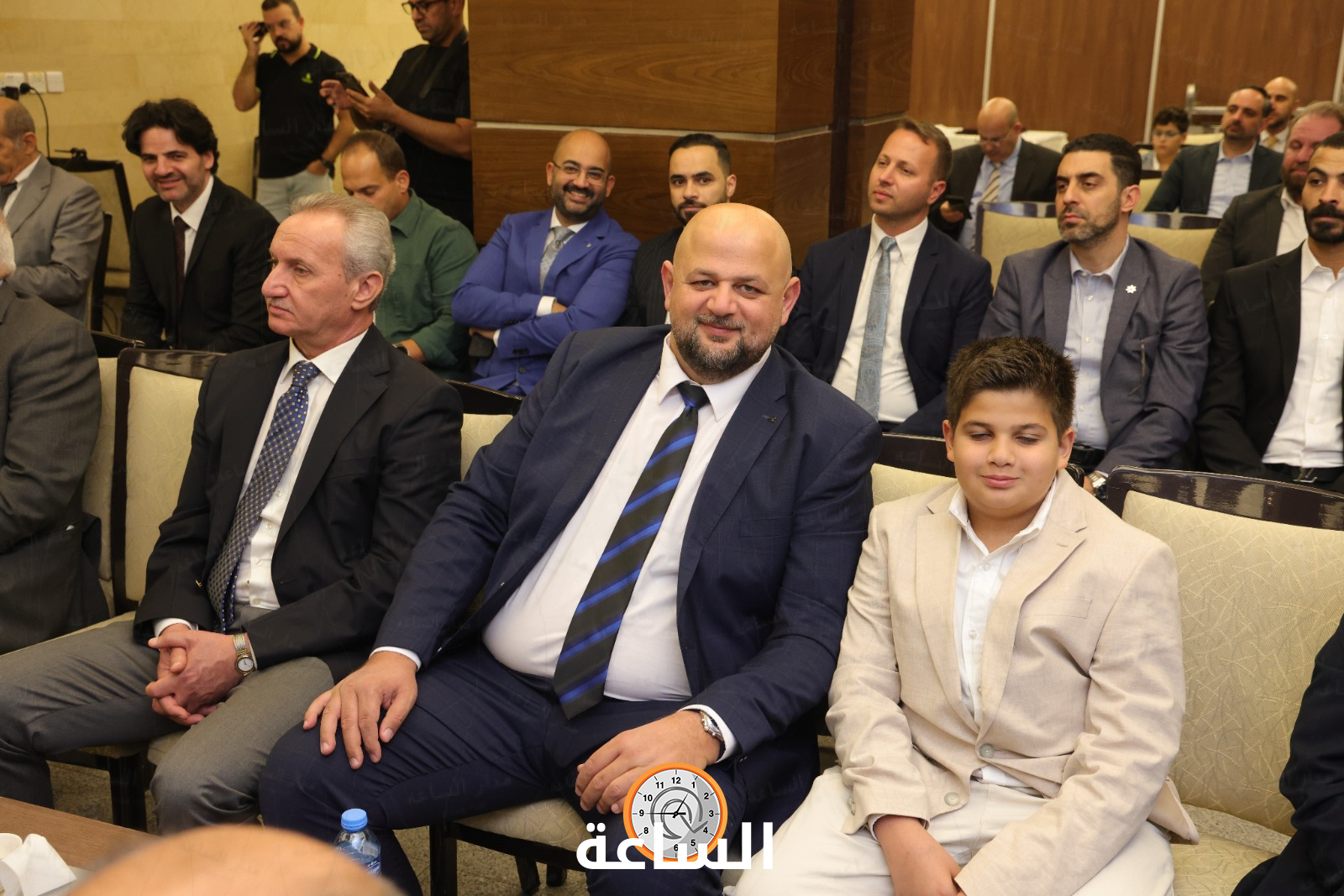 Madar Al-Saa Images 0.8607384980740795