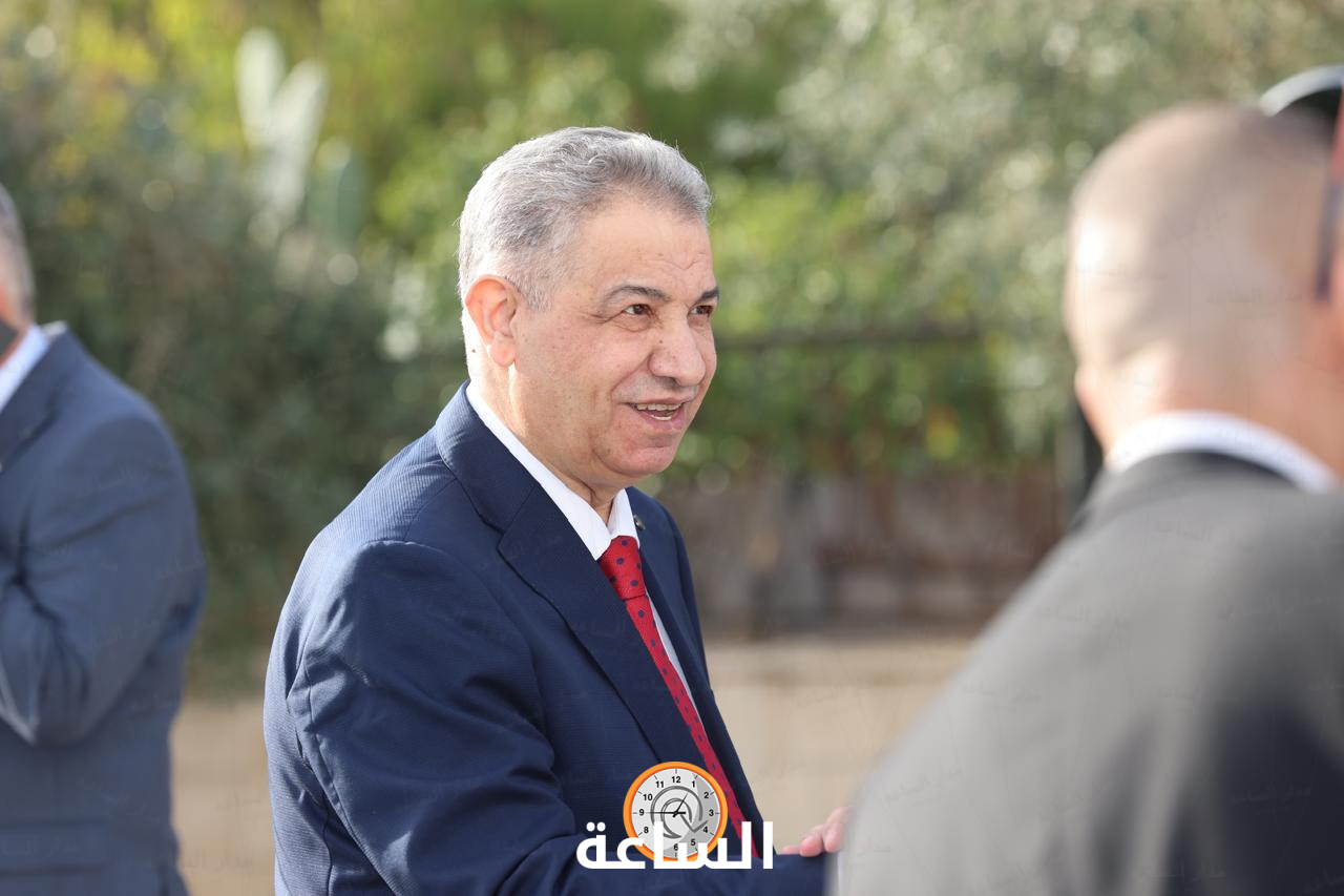 Madar Al-Saa Images 0.7491776296447831