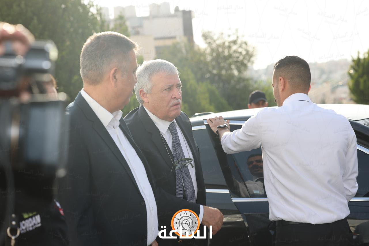 Madar Al-Saa Images 0.13417557530775726