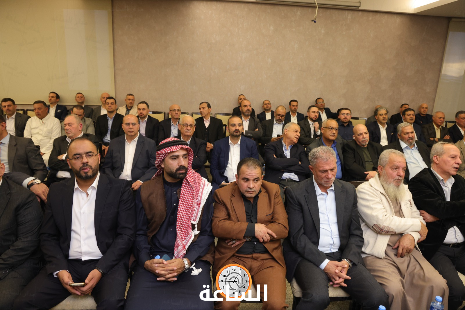 Madar Al-Saa Images 0.37941146235616396