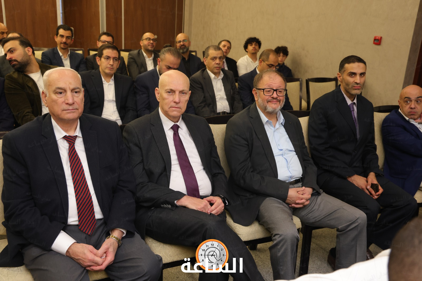 Madar Al-Saa Images 0.994346058022966