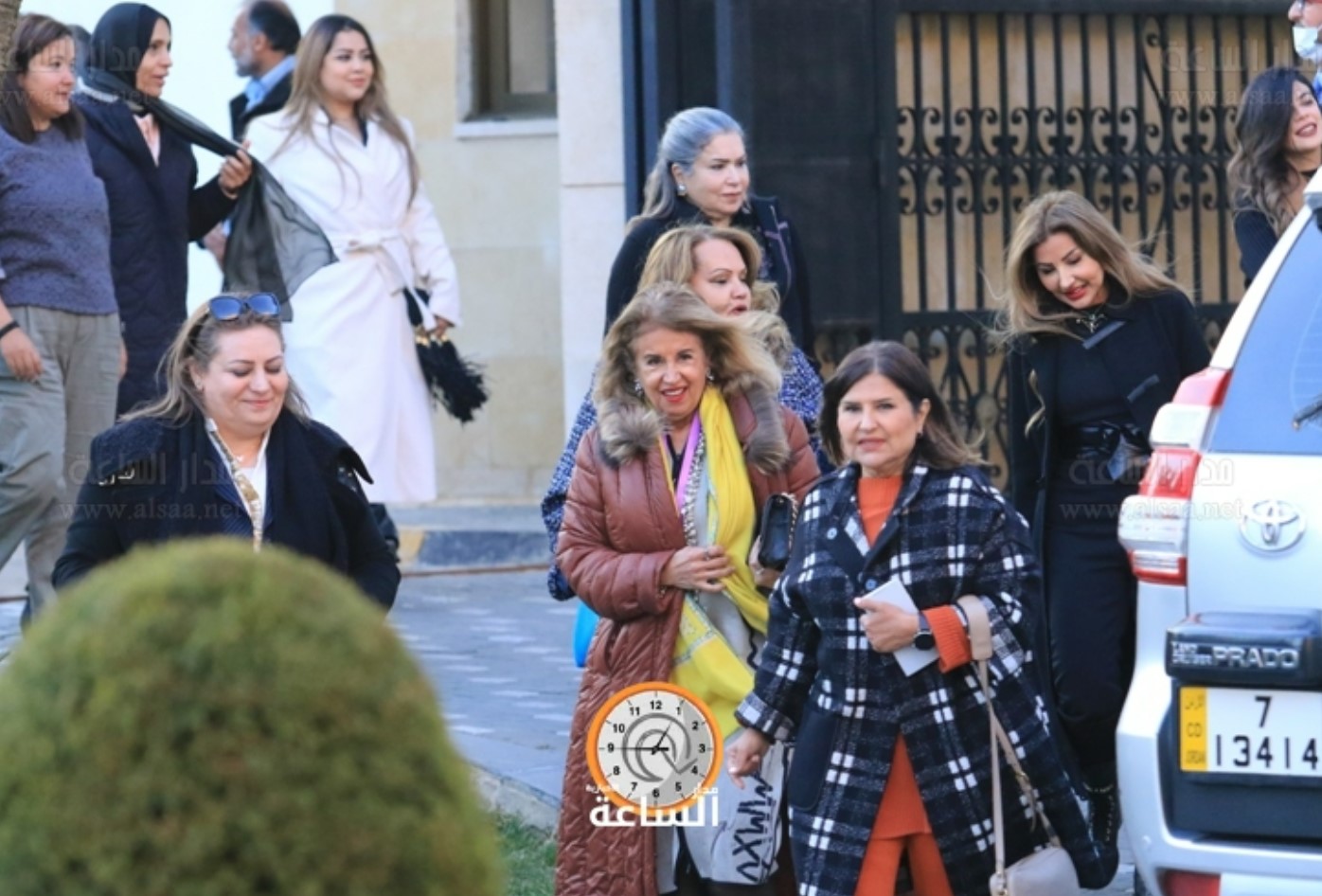 (شي يهبّل) في منزل سفير الكويت