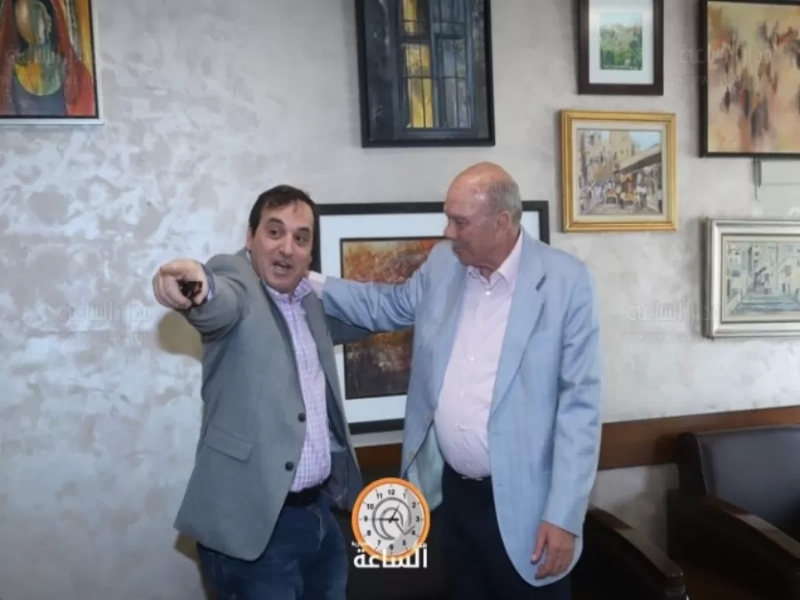 الفايز يزور الزميل المجالي مباركا.. صور