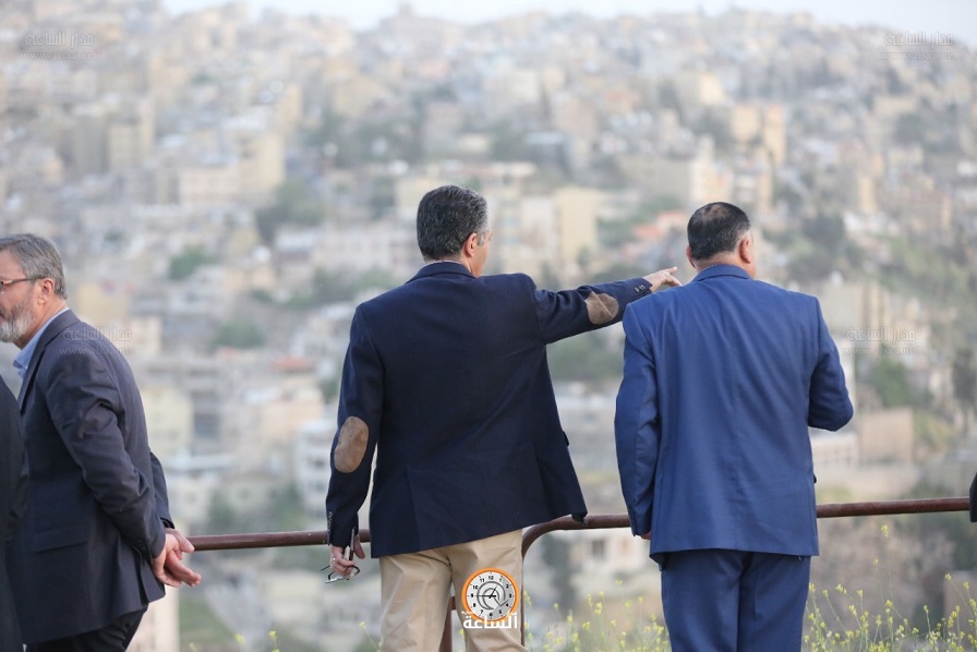 وزير السياحة نايف الفايز يقيم إفطارا