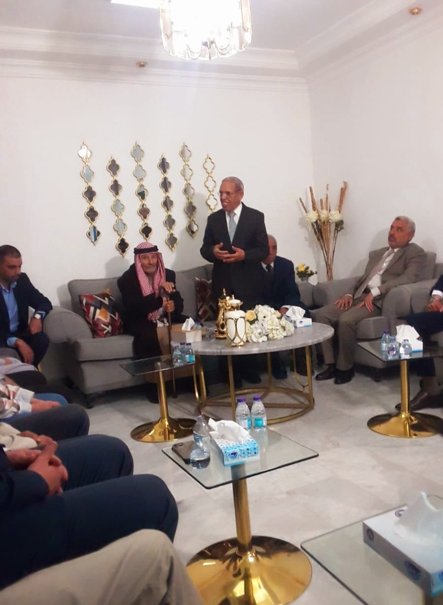 أبو محفوظ طلب والعيسوي أعطى.. صور