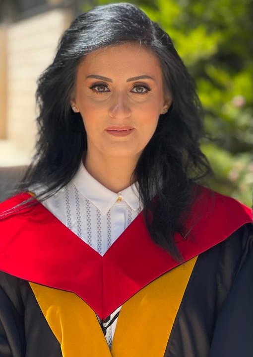 شيرا عادل محاسنه .. مبارك الدكتوراه