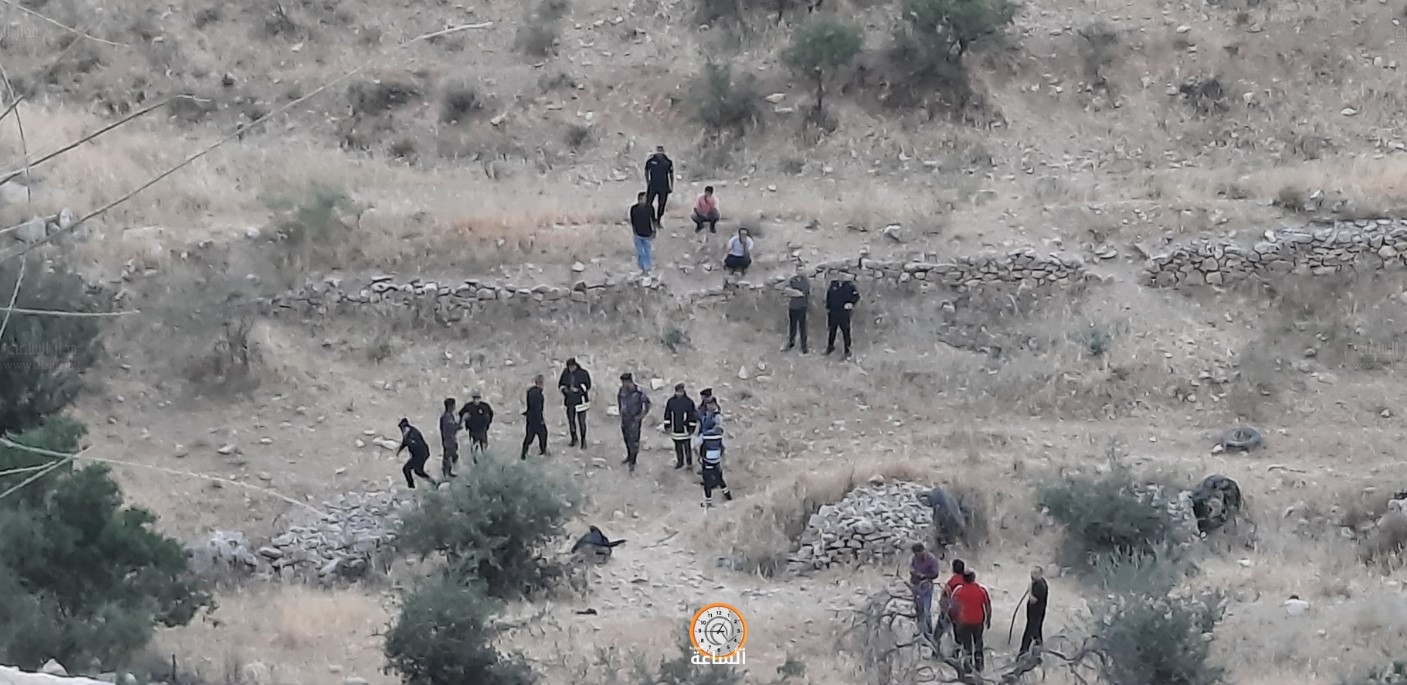 جثة على جسر سلحوب (صور)