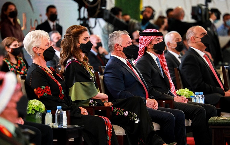 هؤلاء كرمهم الملك في عيد الاستقلال