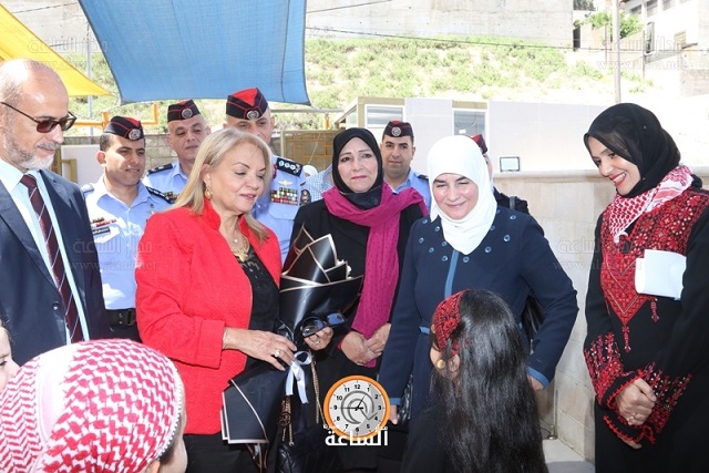 المدارس الرقمية الأمريكية تحتفل بعيد الاستقلال