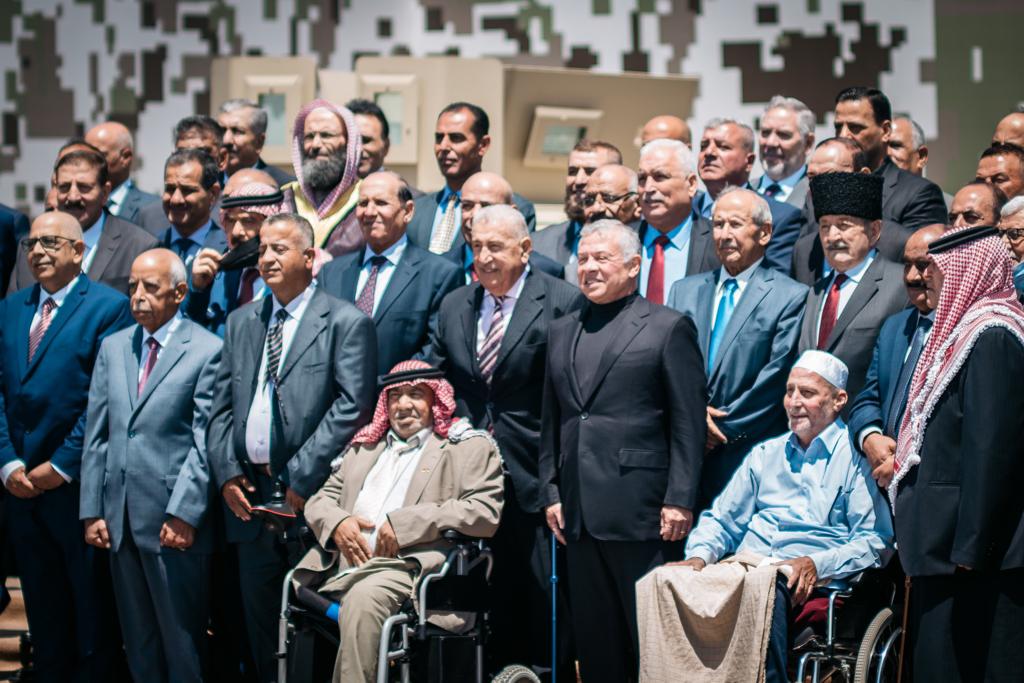 الملك يلتقي في الديوان الملكي الهاشمي