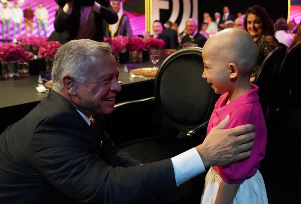 الملك يحضر احتفال عشرينية مؤسسة ومركز