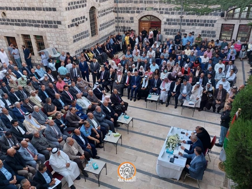 العيسوي في ديوان التل باربد.. ماذا