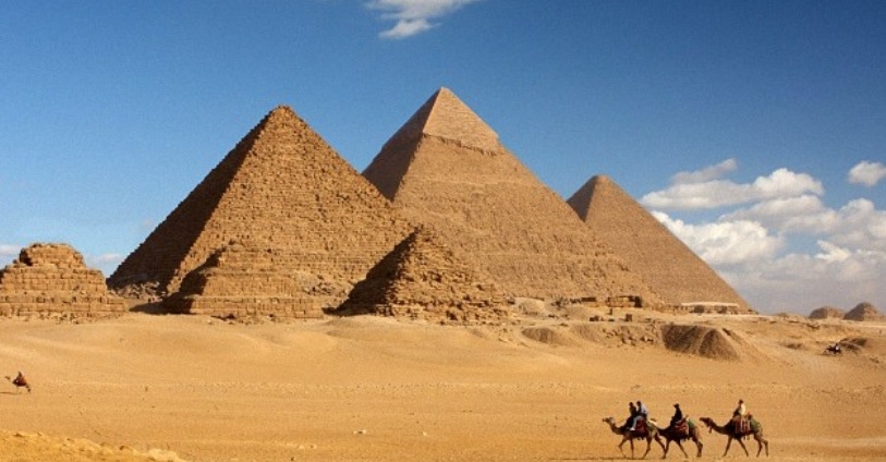 اكتشف الألغاز الخفية في الهرم الأكبر