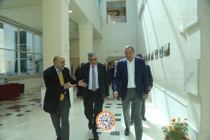 الرفاعي مستغربا: لماذا الهجوم على نظام