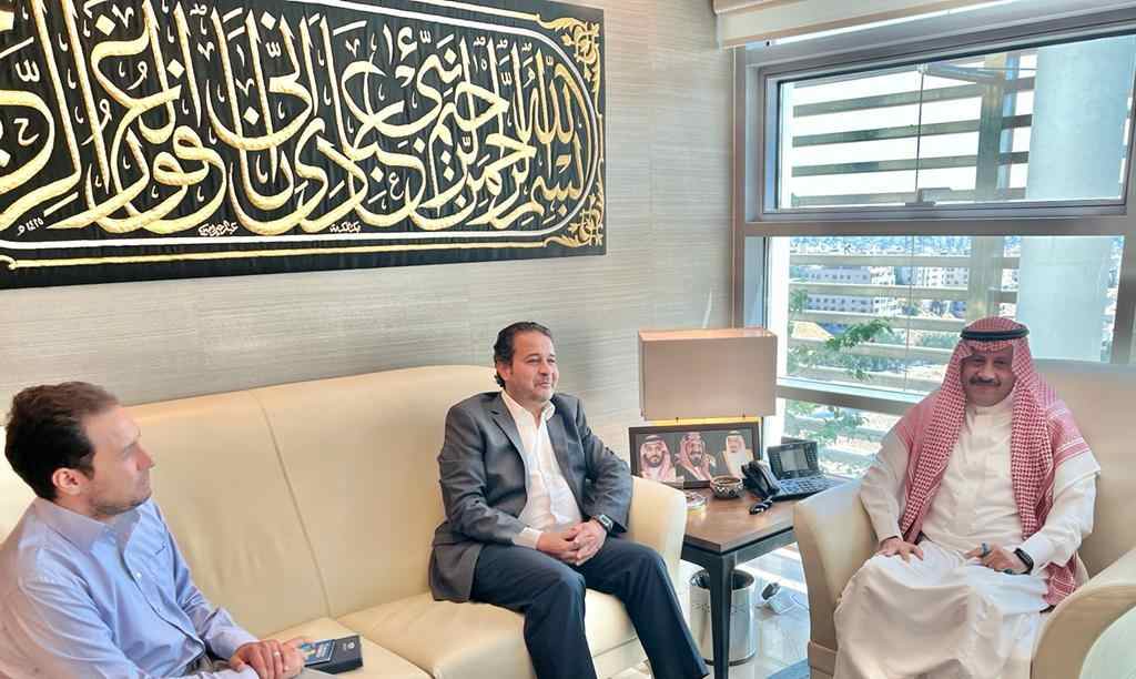 السفير السعودي يستقبل محمد ابو رمان