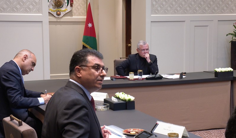 الملك يؤكد ضرورة تكامل تنفيذ الخطة