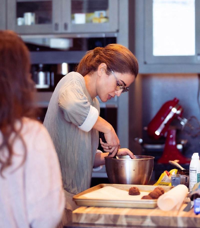 كيف هنأ ولي العهد الامير الحسين