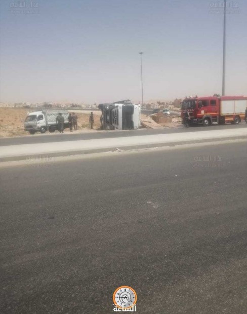 تدهور تريلا على طريق سحاب -