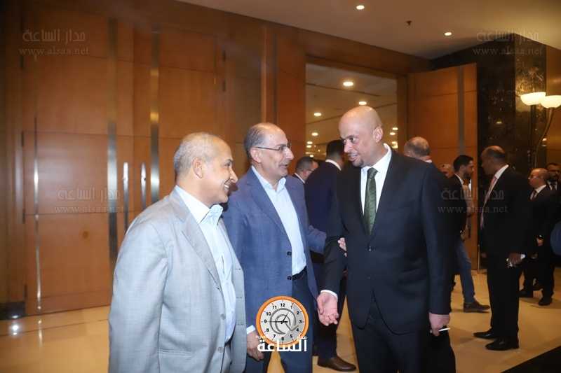 رجال أعمال وشخصيات في زفاف علي