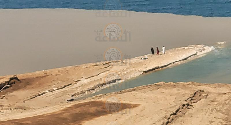 ماذا يجري على مياه البحر الميت